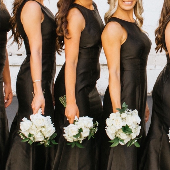 Alfred Sung style long formal dress - Picture 2 of 4